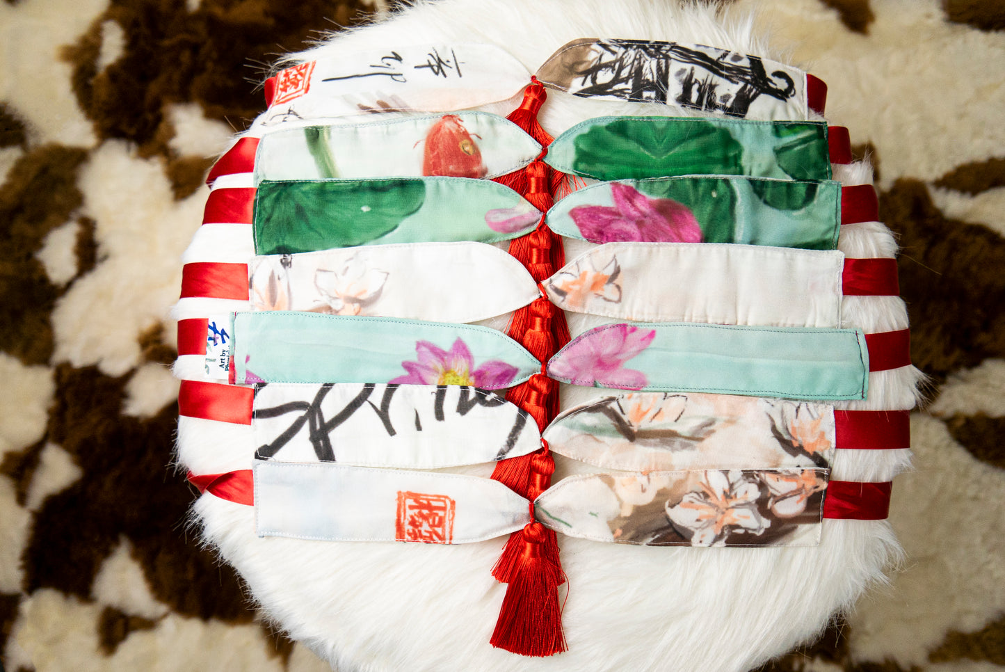 Lotus collars