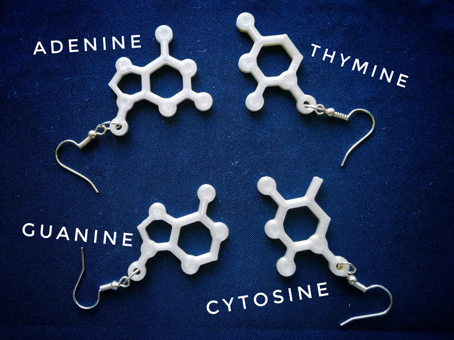 3D printed DNA pendants