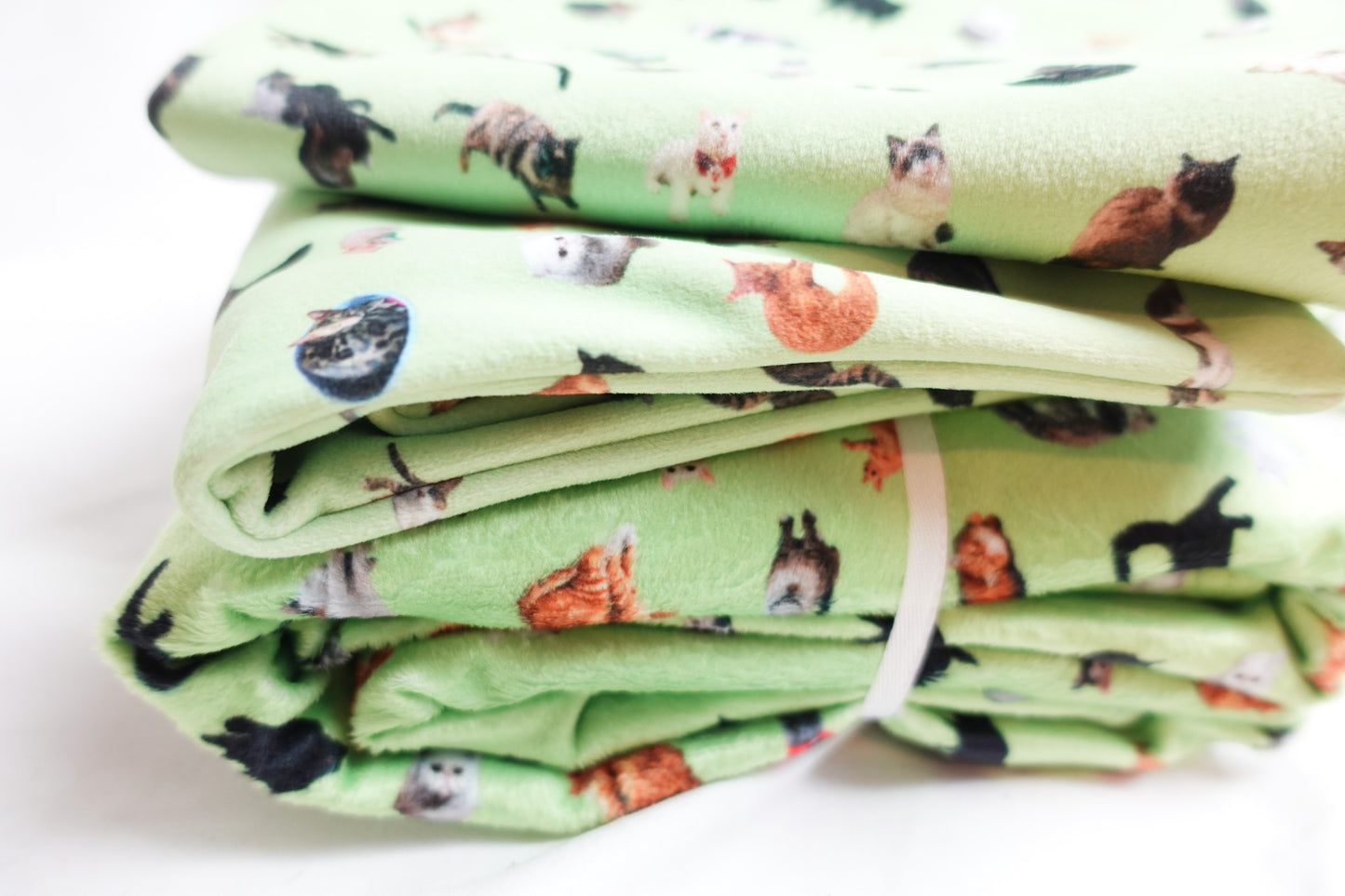 Meow fabrics, napkins and table runner
