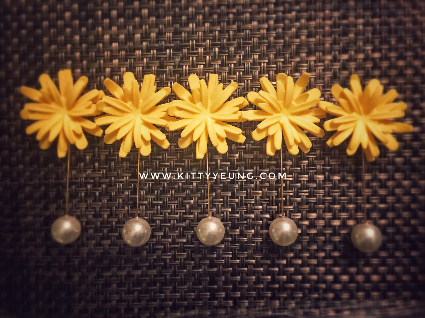 3D printed dandelion brooch