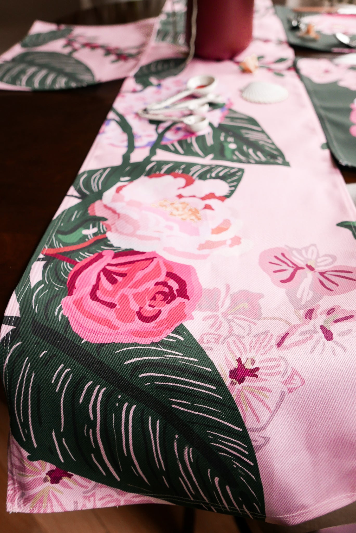 Perennials table runners and placemats
