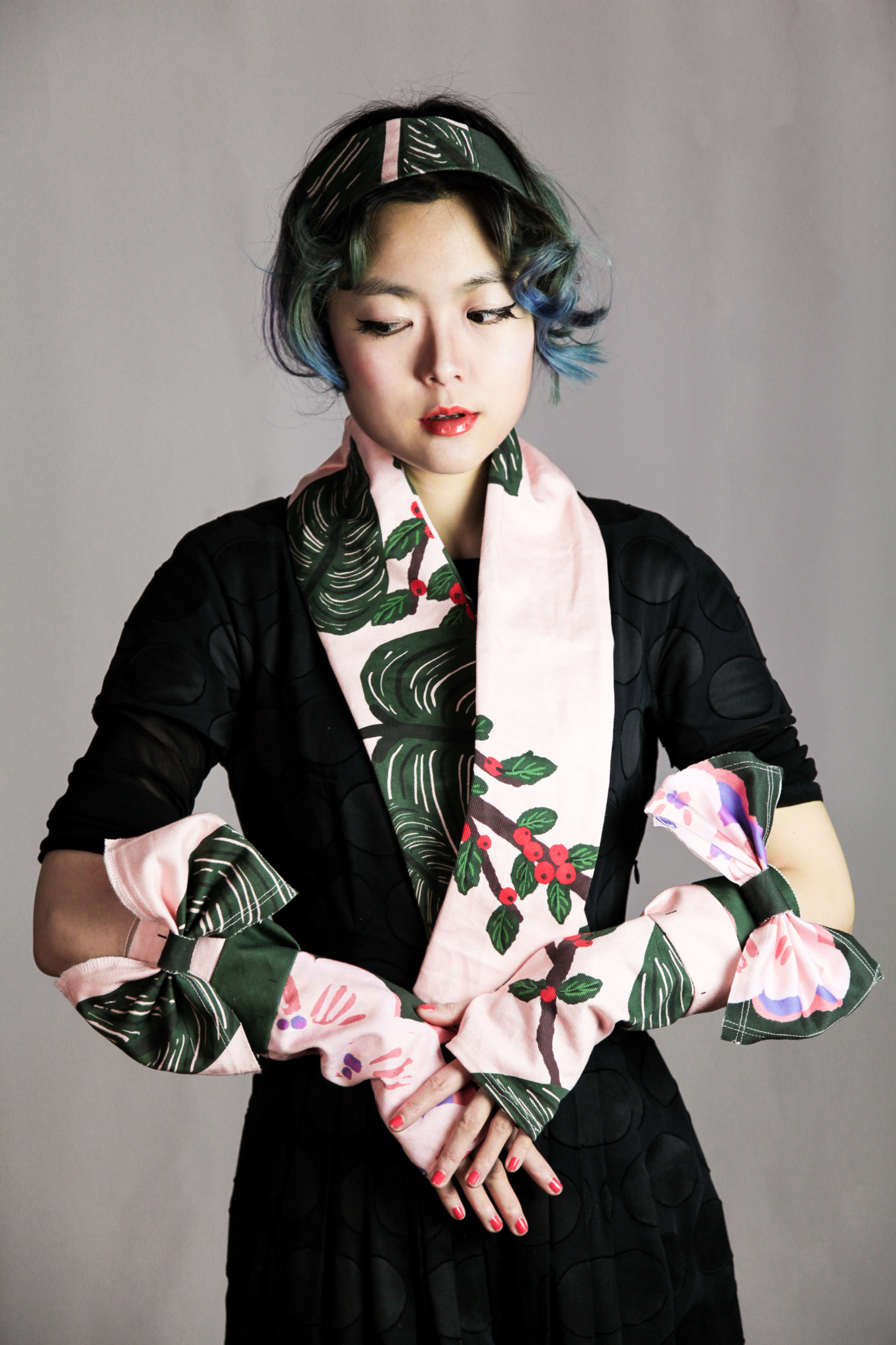 Perennials reversible accessories