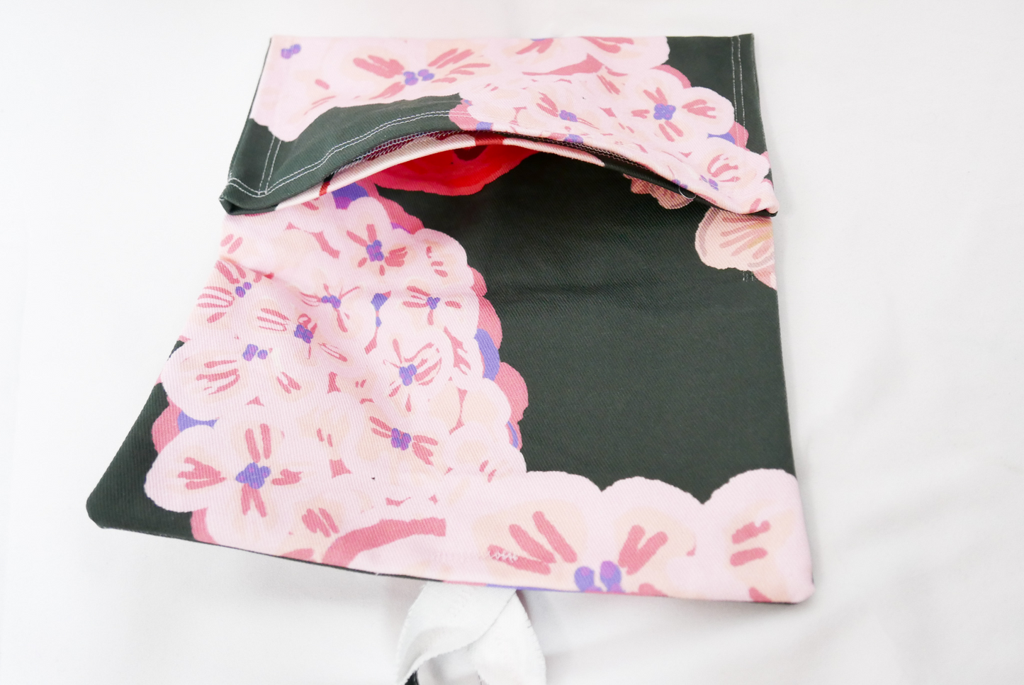 Perennials reversible accessories