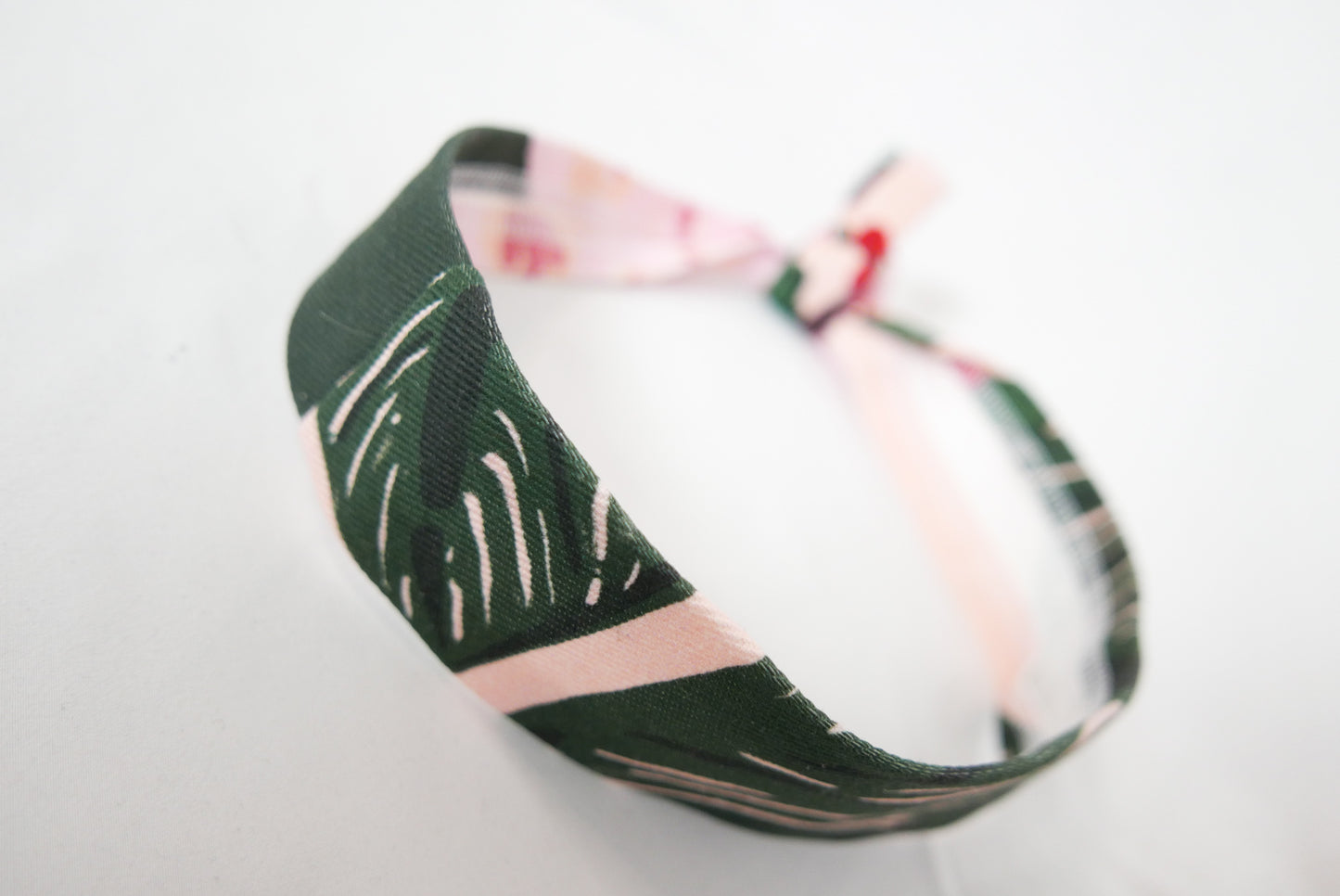 Perennials reversible accessories